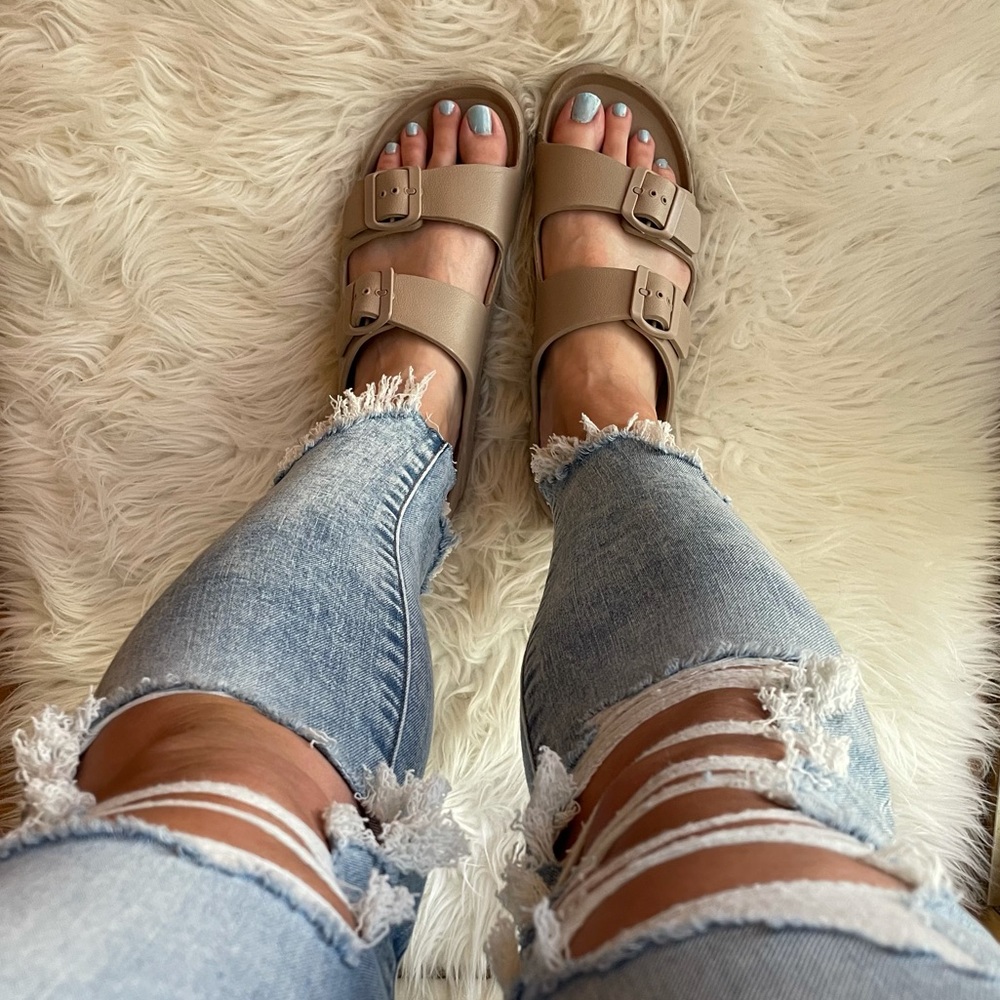 Dark Taupe Lightweight Footbed Sandals